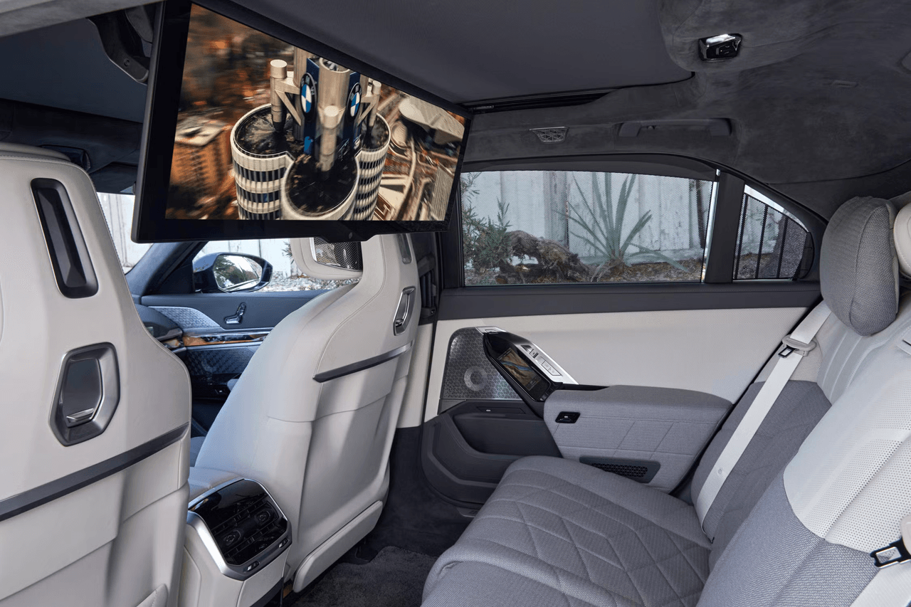 BMW 7 Series front view