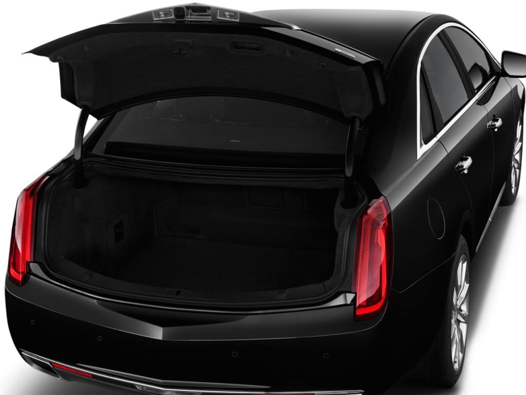 Cadillac XTS cabin